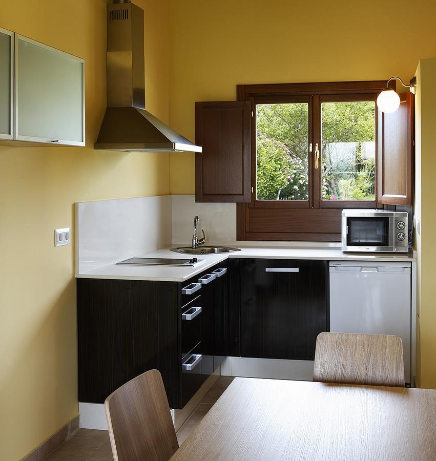 Apartamentos El Guindal Tapia De Casariego Bagian luar foto