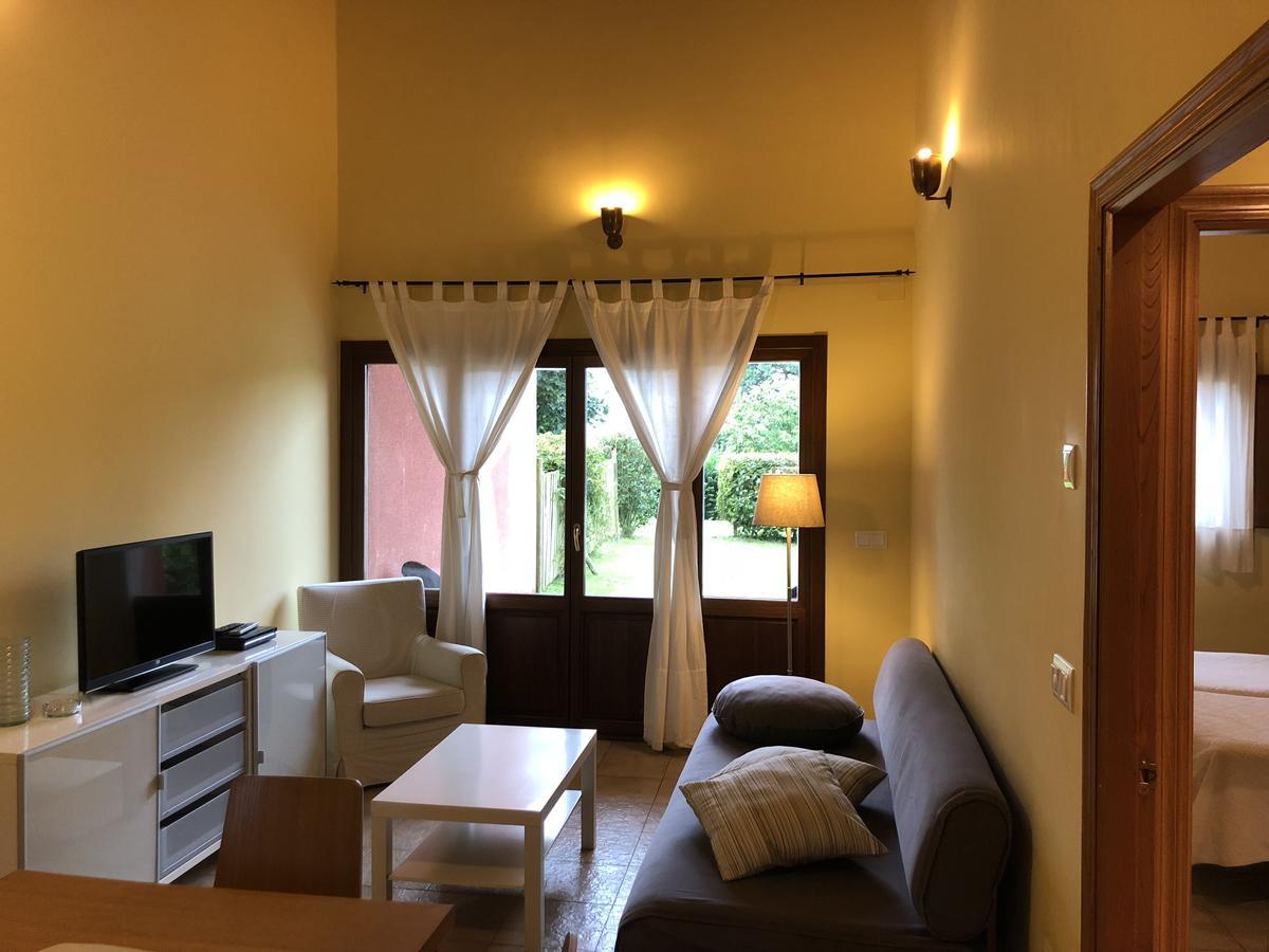 Apartamentos El Guindal Tapia De Casariego Bagian luar foto