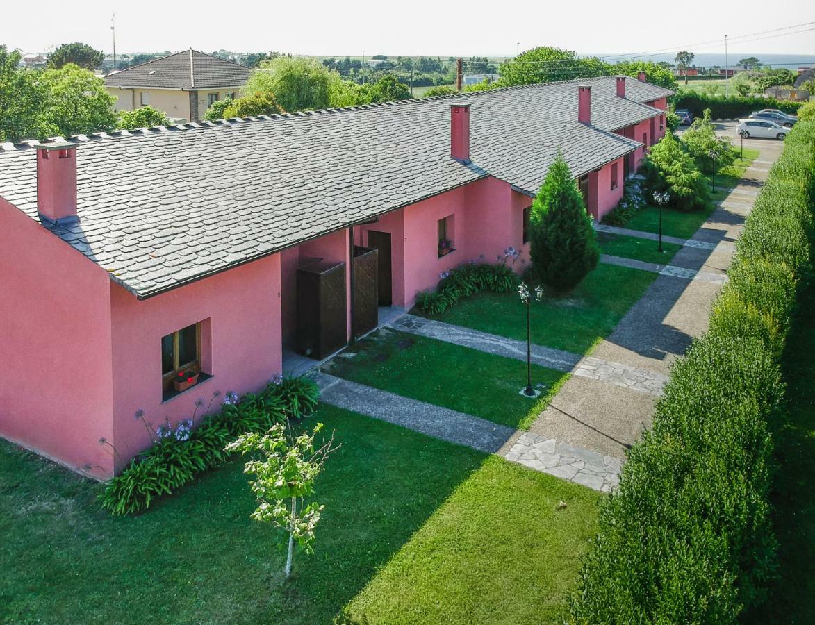 Apartamentos El Guindal Tapia De Casariego Bagian luar foto